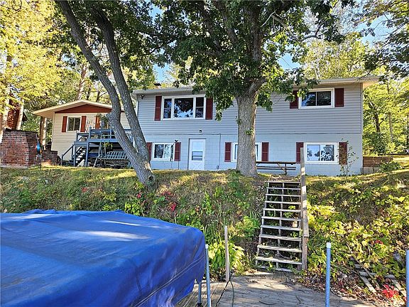 5th image of 904 Colan Boulevard