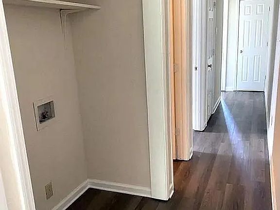 3rd image of 324 Gannt St #324