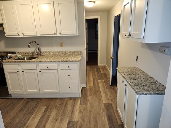 5th image of 250 4th St APT 2