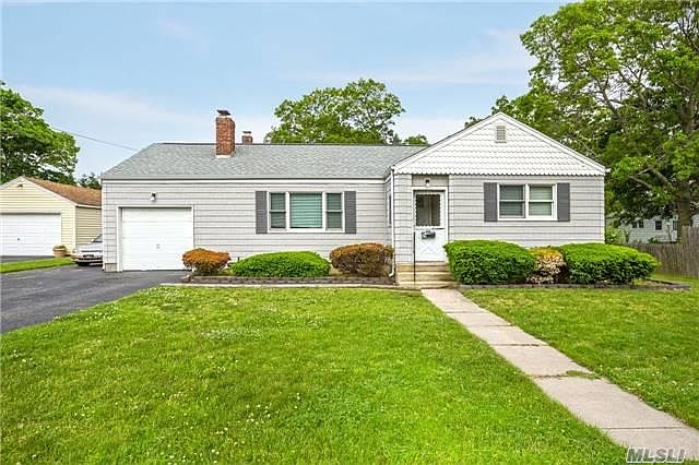 1st image of 89 Annanias Ave
