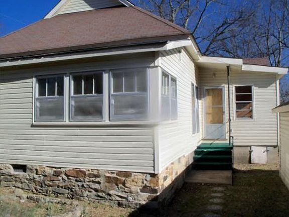 5th image of 1710 Lyon St