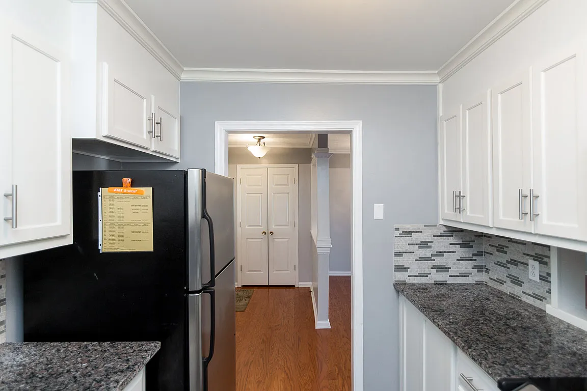 Building Photo - 140 Lake Concord Rd NE #B4