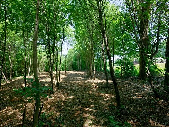 2nd image of 3 Hinshaw Rd Lot 3
