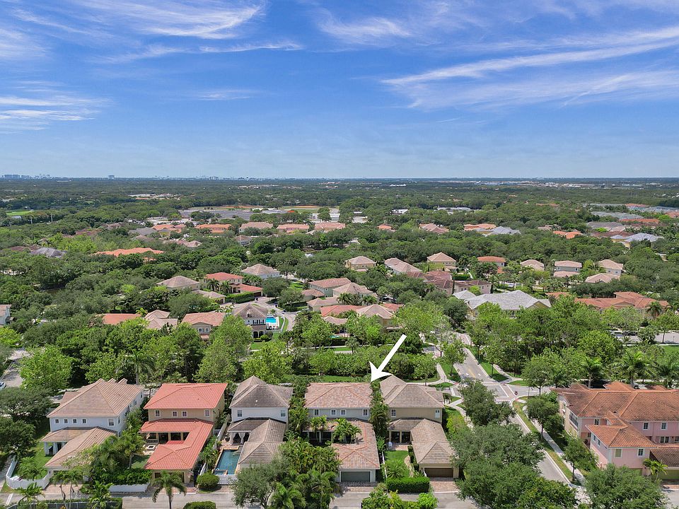 1st image of 115 Edenberry Avenue