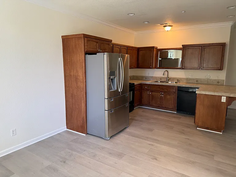 2090 Tuscany Way — Photo 4