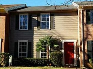 10015 Raintree Dr, Shreveport, LA 71115
