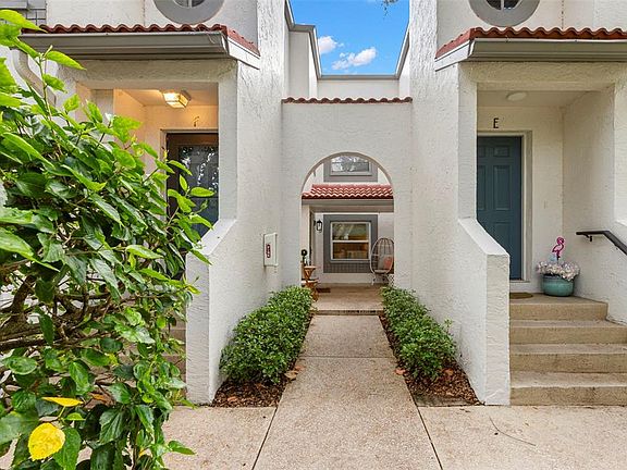 2nd image of 476 SANTA CRUZ PLACE NE #B