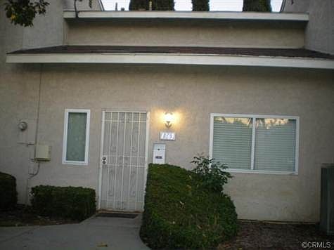 1st image of 1363 N Elderberry Ave