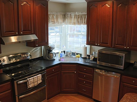 4th image of 1600 Brys Dr
