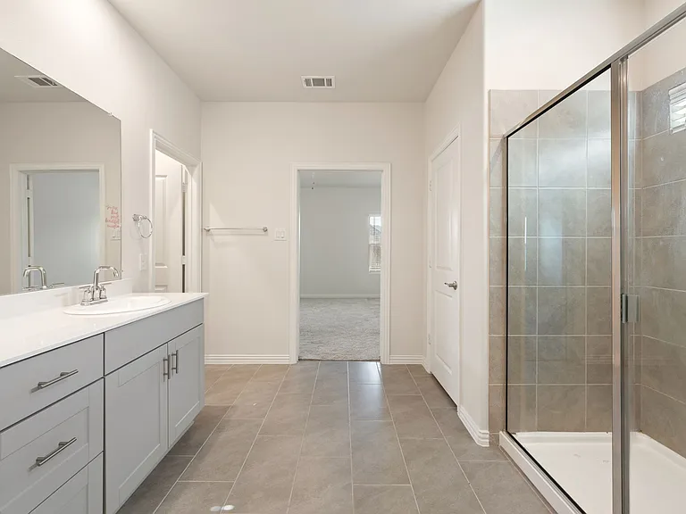 148 Lisa Ln — Photo 13