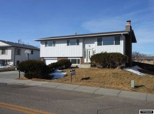 640 S Forest Dr, Casper, WY 82609