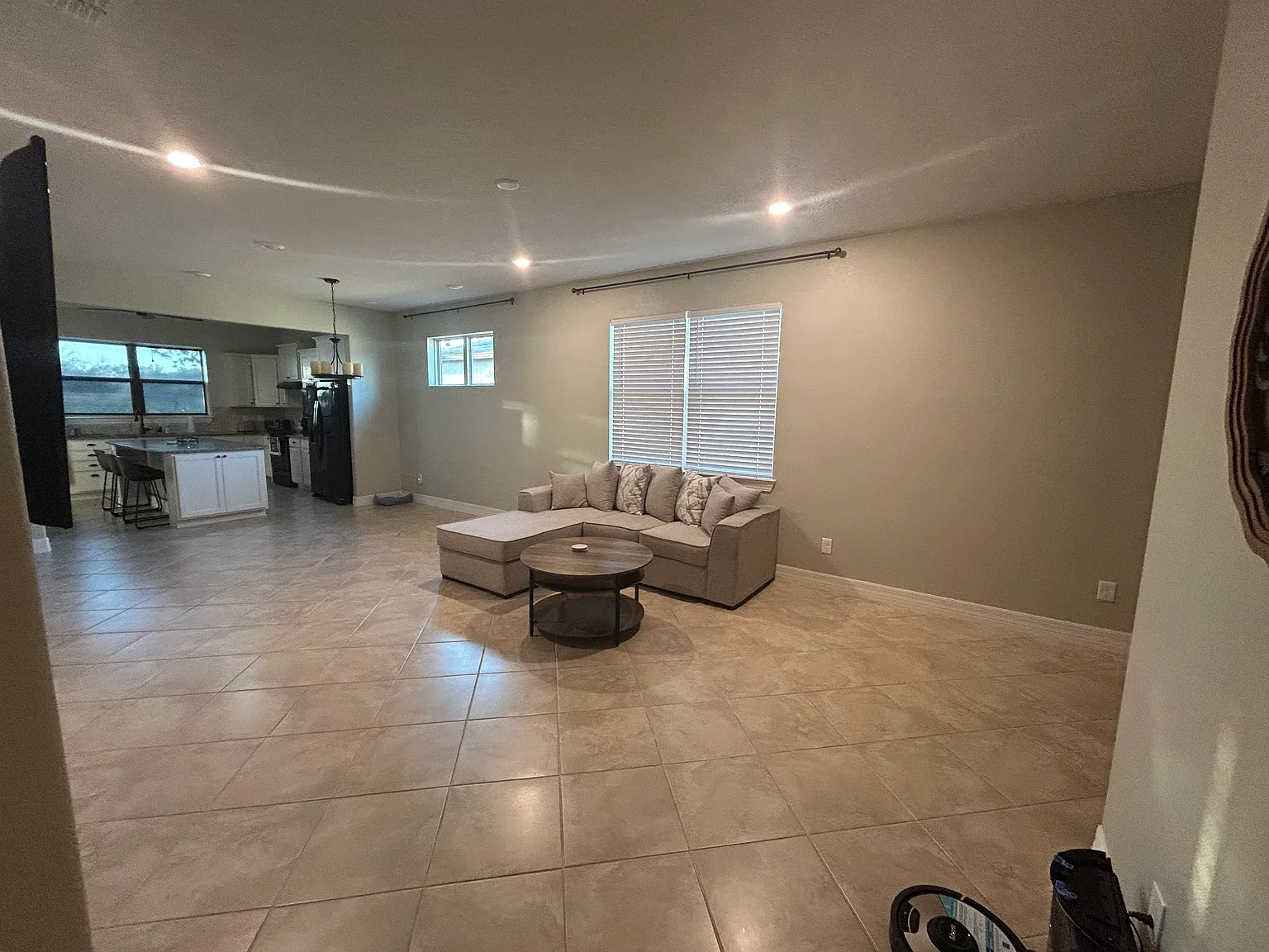 2 bed, 1432 sqft, $2,250 — Photo 2