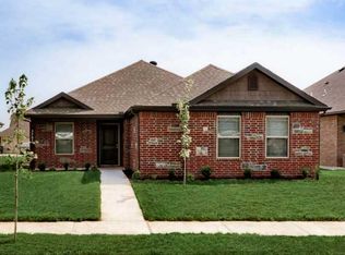 3916 SW Gibson Ave, Bentonville, AR 72712