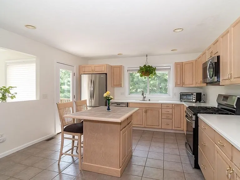 65 Half Crown Cir #85B — Photo 9
