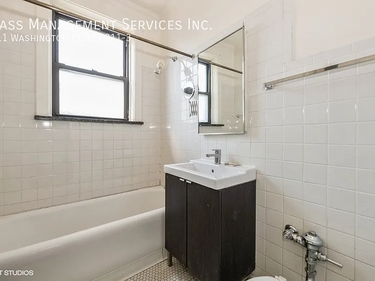 901 W Washington Blvd — Photo 4