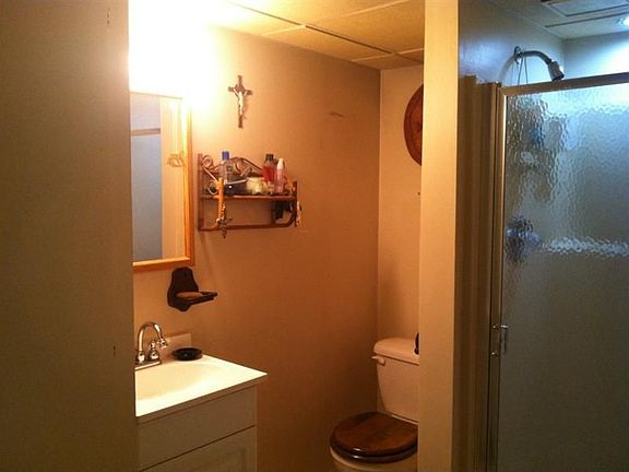 3rd image of 1455 Coolidge Ave