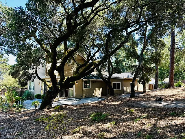 512 Lockewood Ln — Photo 26