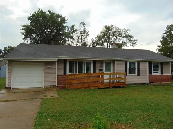 6109 E 136th St, Grandview, MO 64030