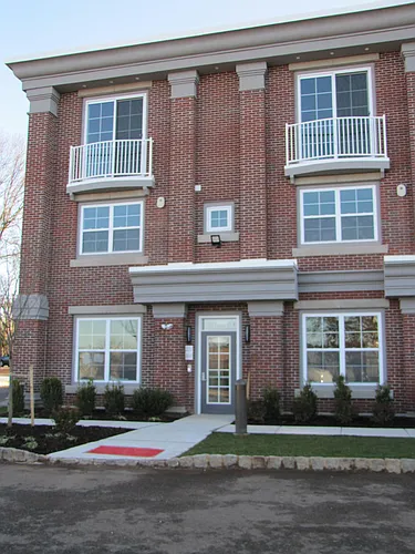 25 Hillside Ave Photo 1