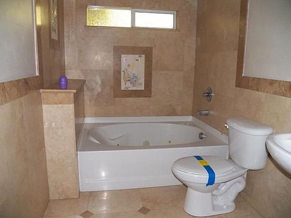 3rd image of 3506 Clear Lake Ct