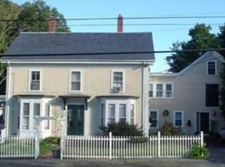 44 W Main St, Merrimac, MA 01860