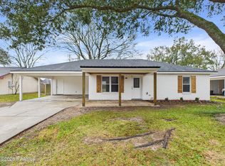 130 La Place Ave, Carencro, LA 70520