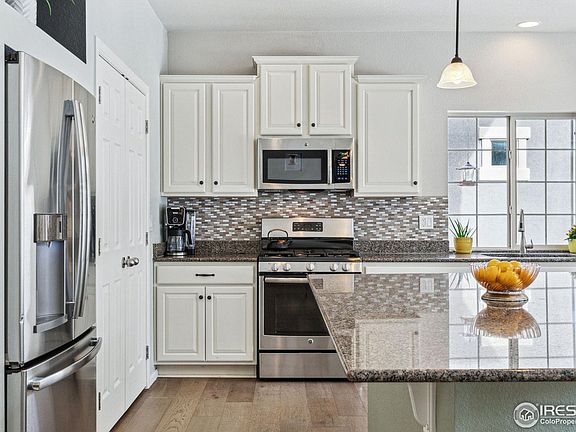 3rd image of 105 Indian Peaks Dr