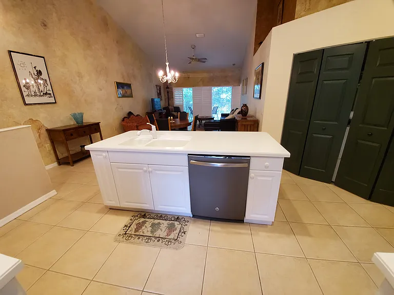 7138 Cedar Hollow Cir — Photo 11