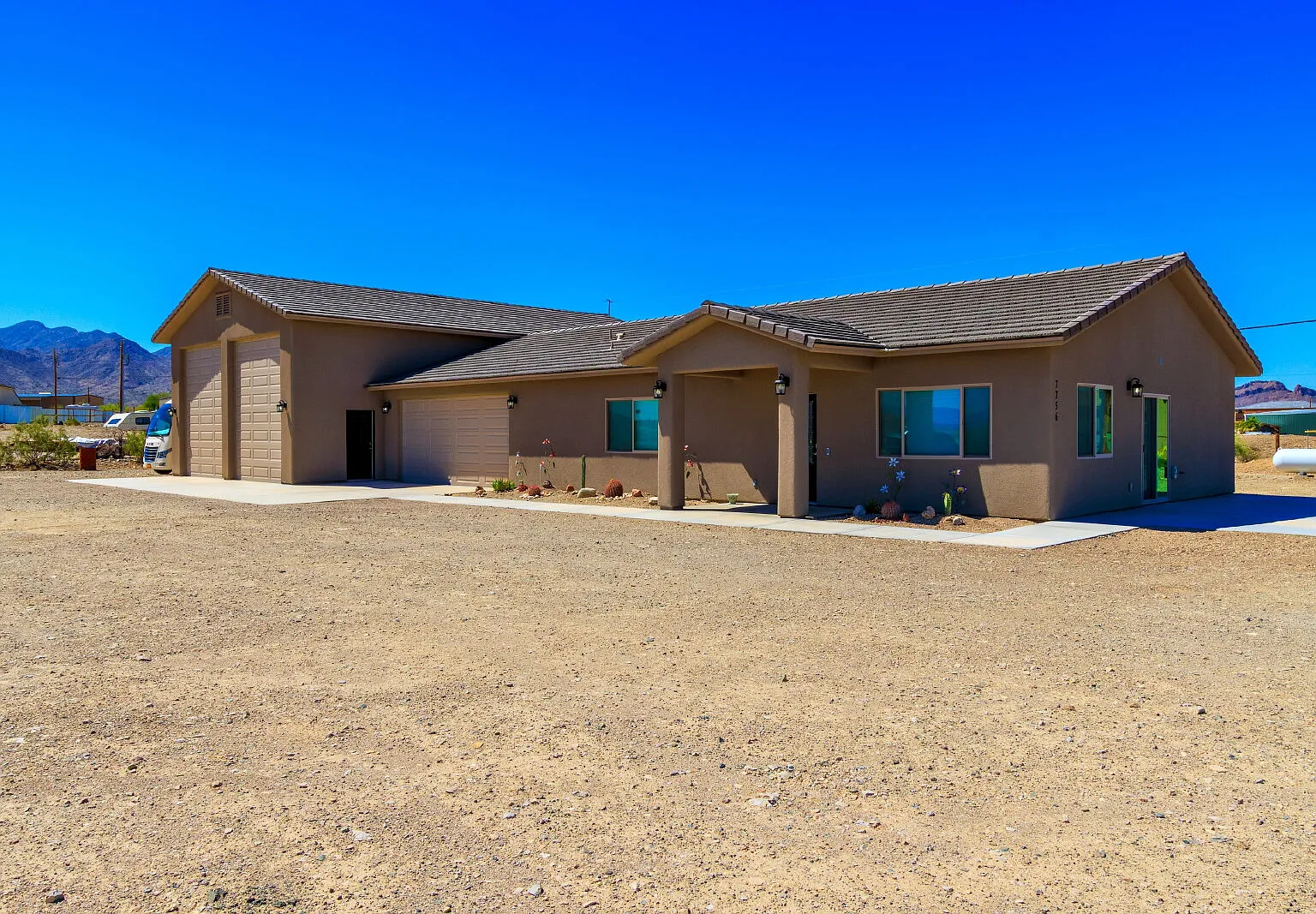 2 bed, 2.0 bath, 1415 sqft, $1,800 — Photo 4