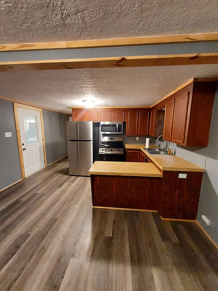 Building Photo - 604 Mayflower Ln