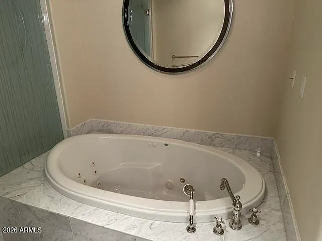 2201 E Grapevine Dr — Photo 12