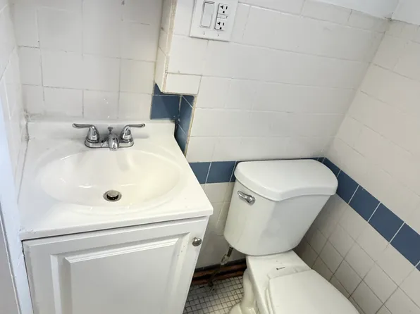 1581 Pitkin Avenue image 9 of 10