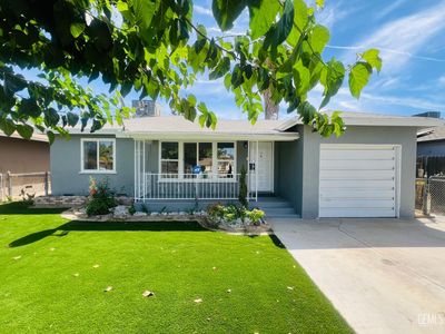 10805 Santa Clara St, Lamont, CA, 93241
