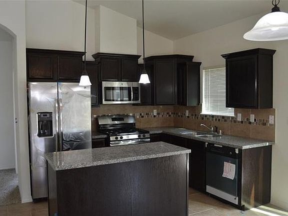 5th image of 13105 Kestrel Ave