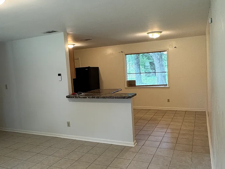 3709 Radial Ave — Photo 2