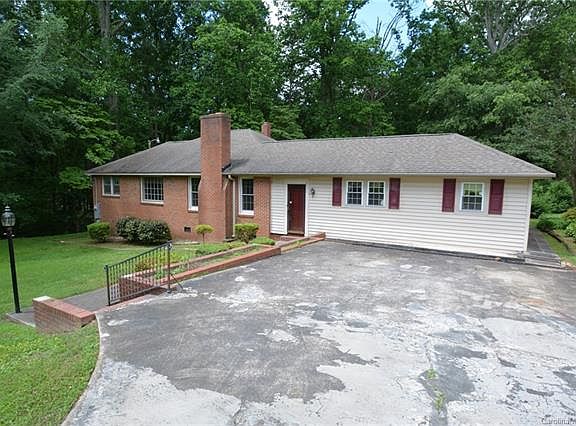 3rd image of 2711 Mountain Island Hwy
