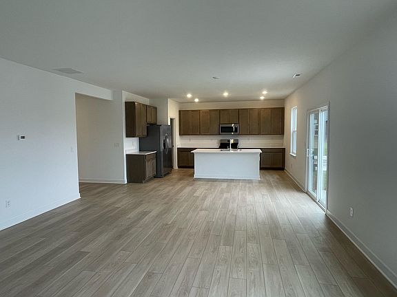 3rd image of 10814 Gates Creek Dr