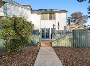 4045 Village Sq, Las Vegas, NV 89121