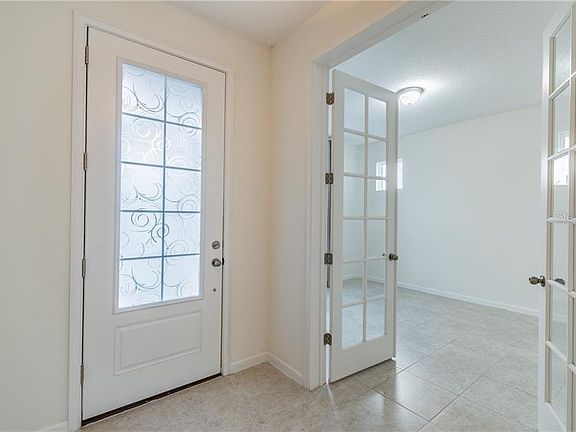 4th image of 11616 Blue Woods Dr