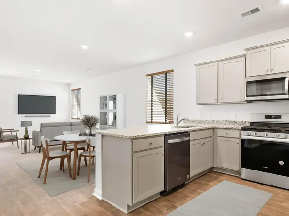 114 River Hill Rd, Goose Creek, SC 29445