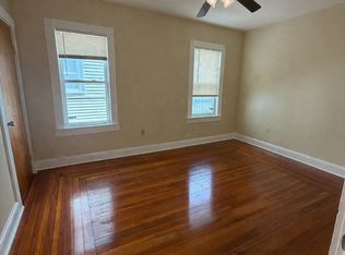 22 Barry St APT 1, Dorchester, MA 02125