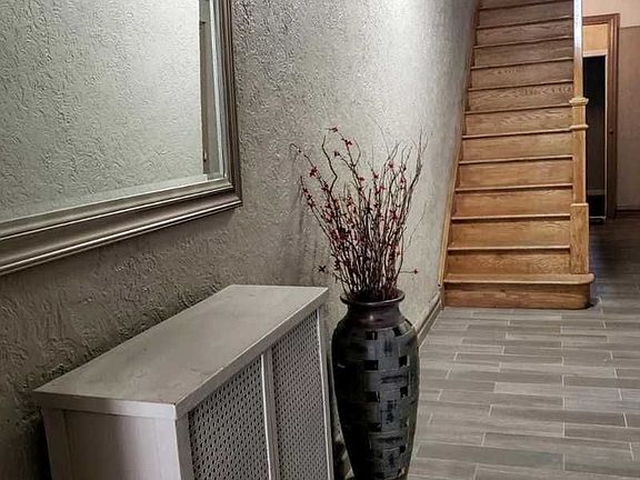 2nd image of 1667 Sterling Pl APT 1F
