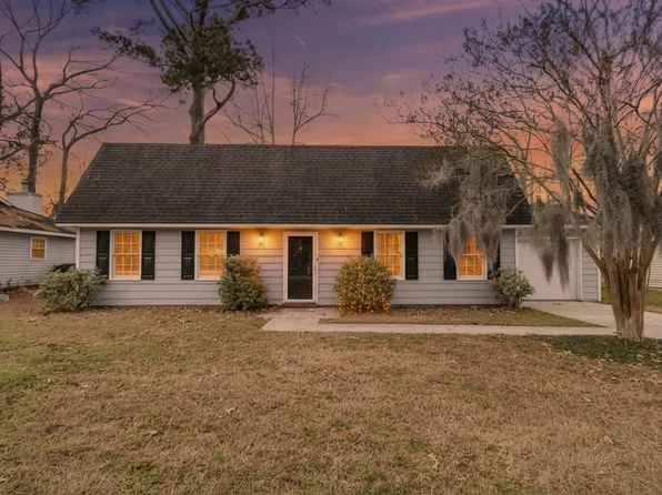 775 Corral Dr, Charleston, SC 29414
