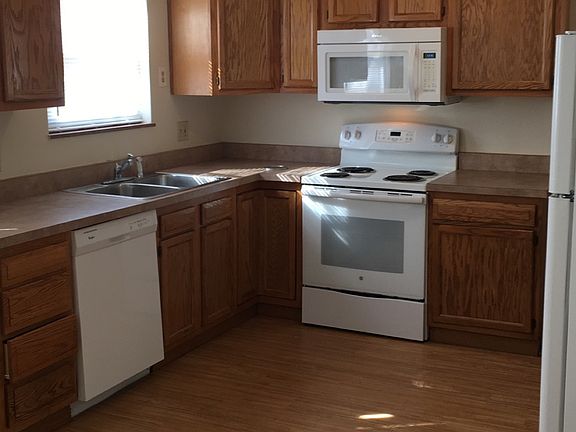 4th image of 5585 Green Acres Ct