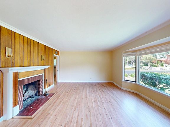 5th image of 200 W Naomi Ave