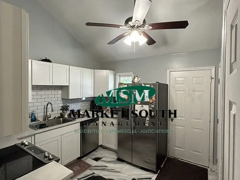 738 E Anderson St — Photo 8