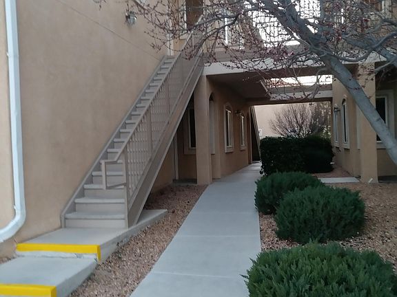 2nd image of 6800 Vista Del Norte Dr NE #927