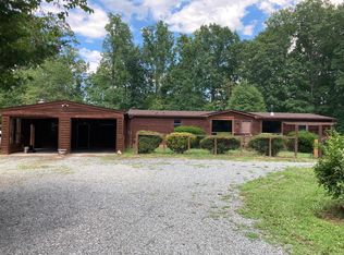 5572 Frank Tate Rd, Charlottesville, VA 22903