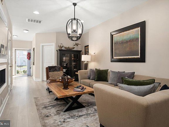 5th image of 34053 Ballycroy St #25
