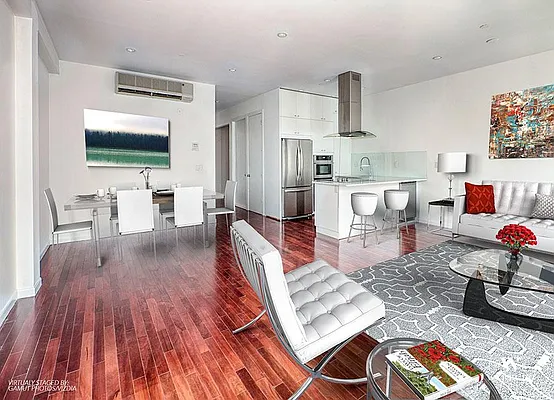 Rented by Warburg | media 12